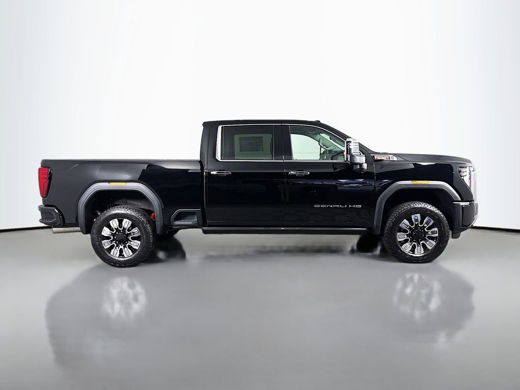 New 2026 GMC Sierra 3500 Denali w/ Denali Reserve Package image 8