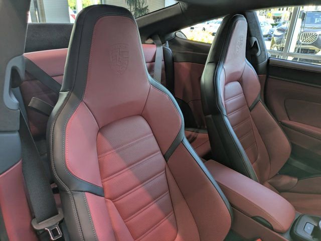 Used 2025 Porsche 911 Carrera 4 GTS image 13