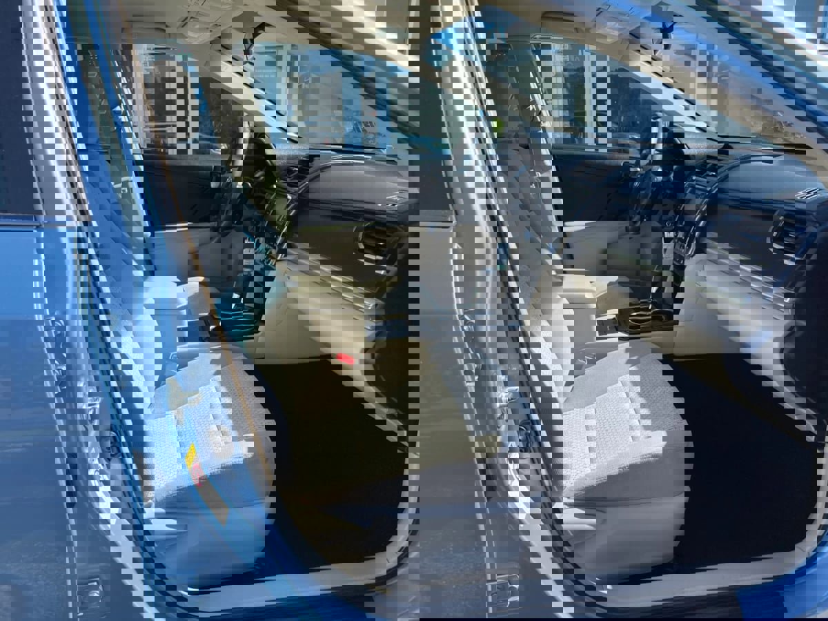 Used 2013 Toyota Camry LE image 26