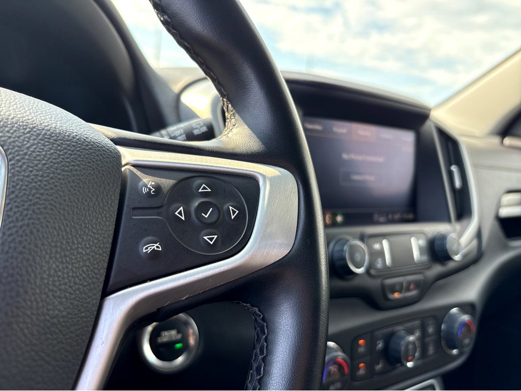 Used 2023 GMC Terrain SLT image 18