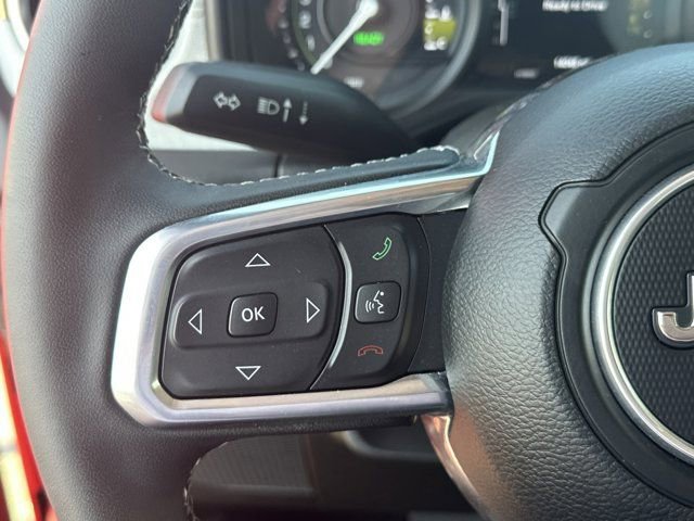 Certified 2025 Jeep Wrangler Unlimited Sahara w/ Safety Group image 23