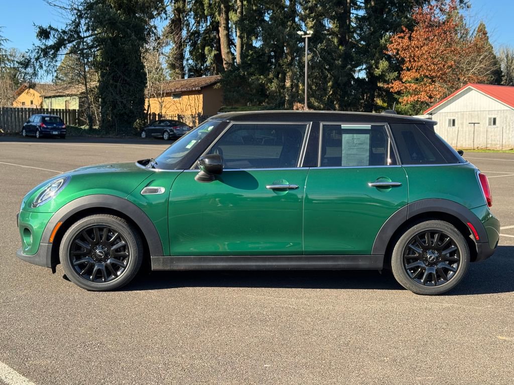 Used 2020 MINI Cooper 4-Door Hardtop w/ Storage Package image 3