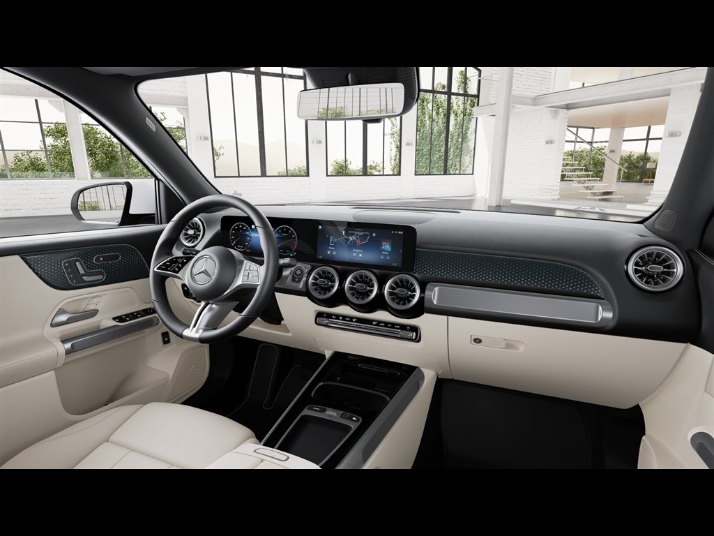 Certified 2026 Mercedes-Benz GLB 250 4MATIC image 41