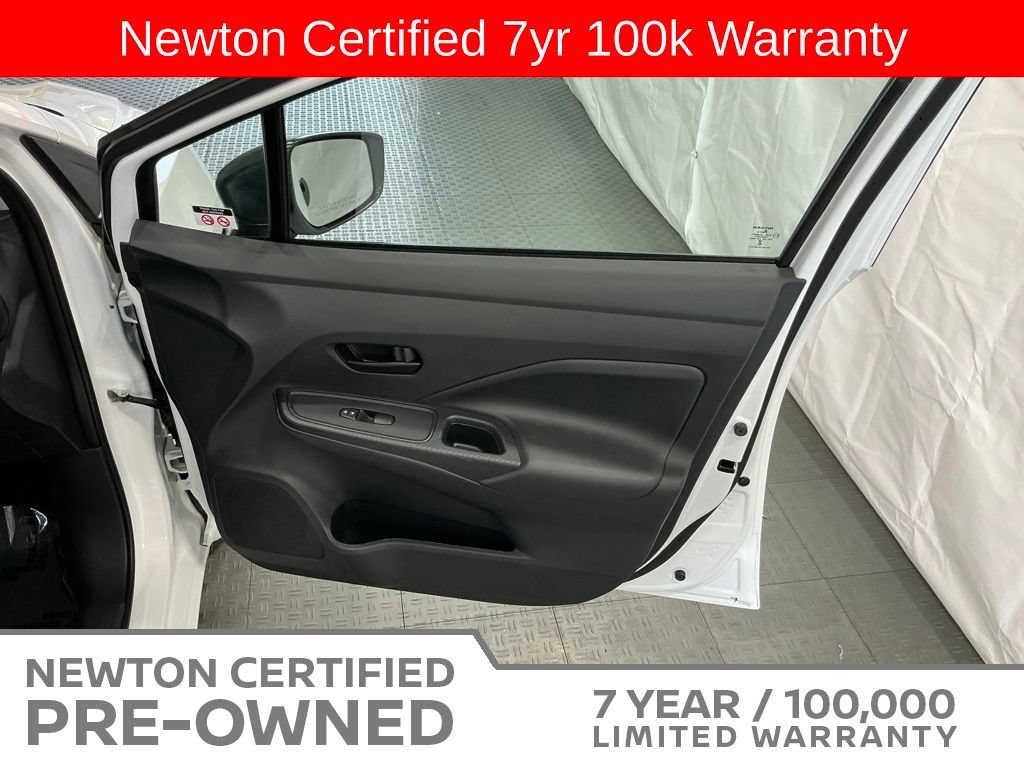 Used 2025 Nissan Versa S w/ Trunk Package FWD image 36