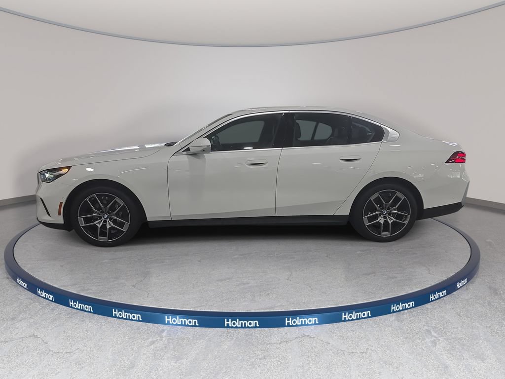 Certified 2025 BMW i5 eDrive40i w/ Premium Package RWD image 8