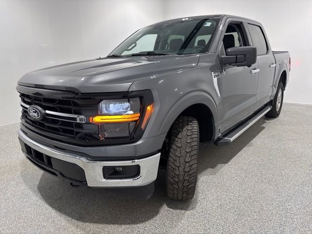 Used 2024 Ford F150 XLT image 3