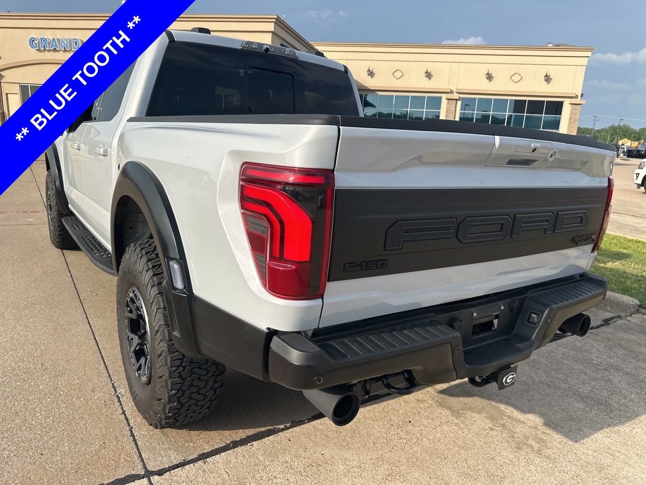 Used 2025 Ford F150 Raptor w/ Equipment Group 803A Raptor R AWD/4WD image 11