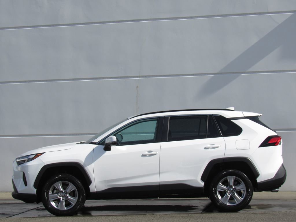 Certified 2024 Toyota RAV4 XLE w/ Convenience Package AWD/4WD image 4