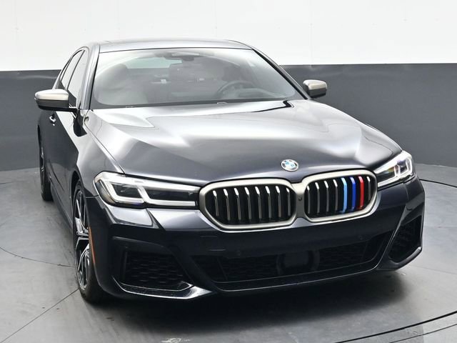 Used 2023 BMW M550i xDrive w/ Dynamic Handling Package image 11