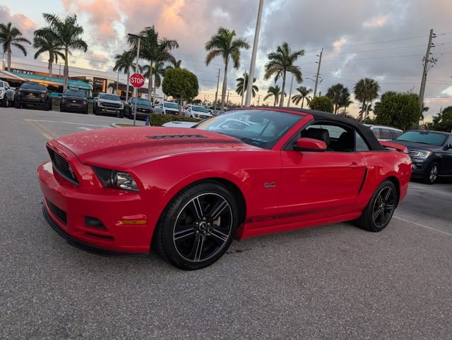 Used 2013 Ford Mustang GT Premium image 3