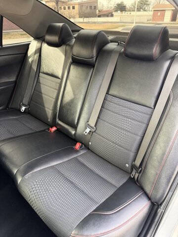 Used 2015 Toyota Camry SE image 20