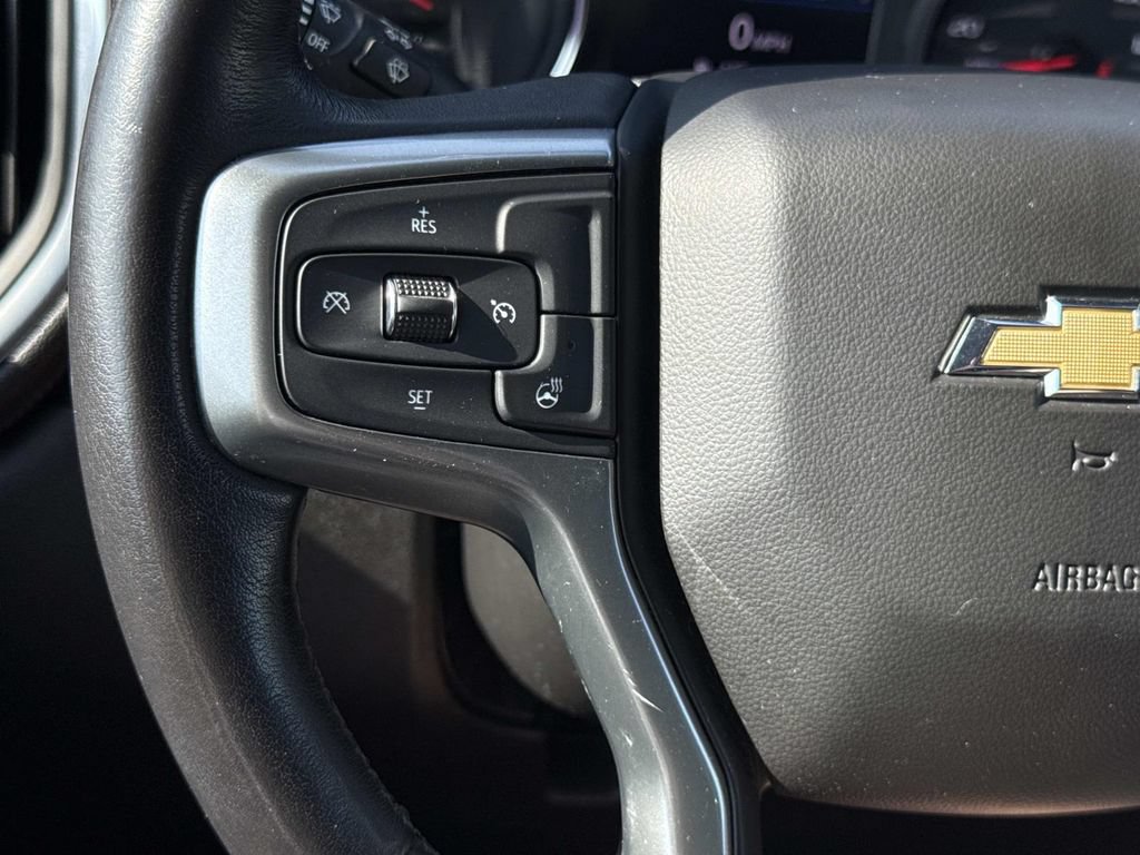 Used 2021 Chevrolet Silverado 1500 LT w/ Convenience Package II AWD/4WD image 8