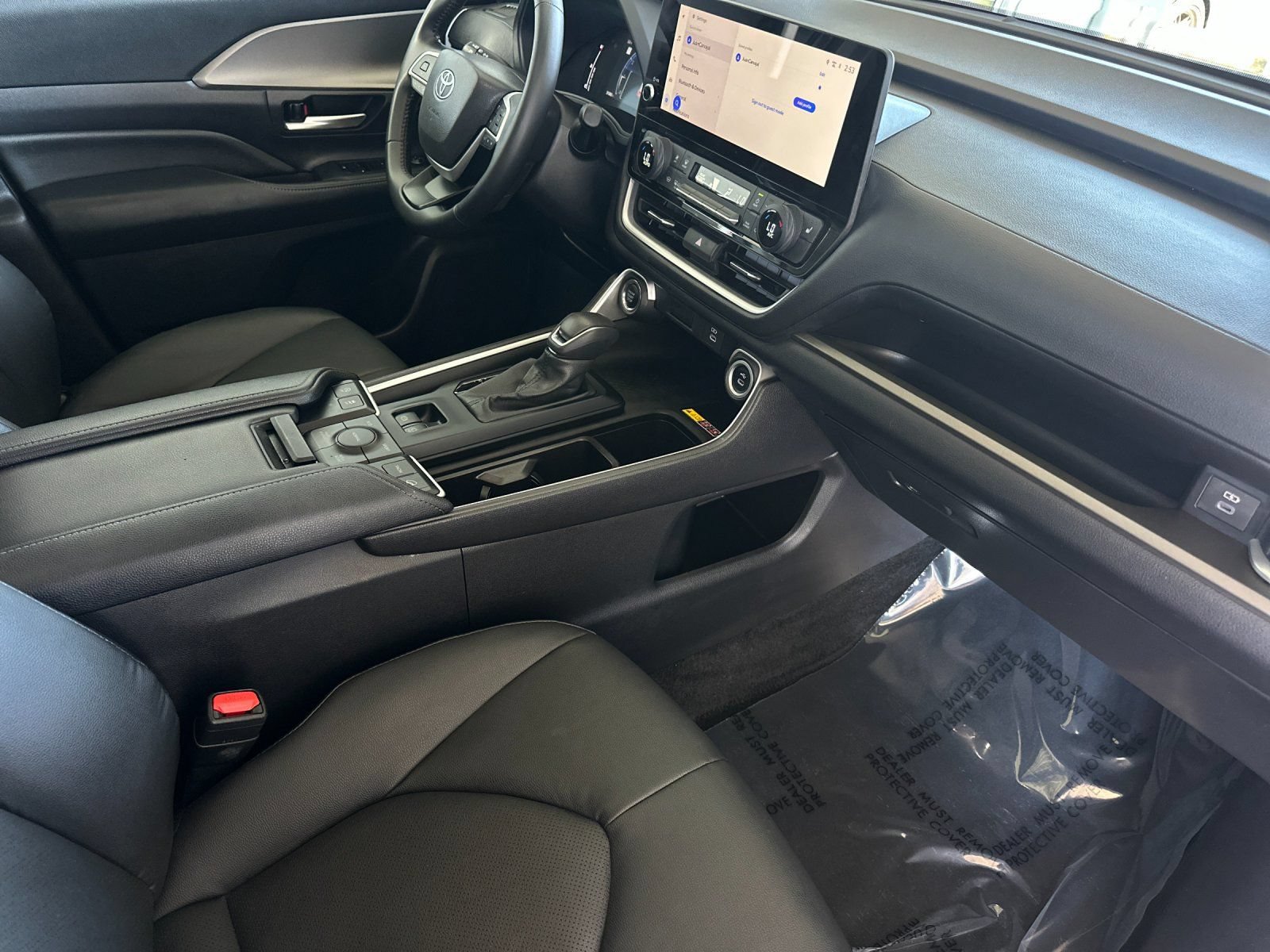 Used 2025 Toyota Grand Highlander AWD image 16