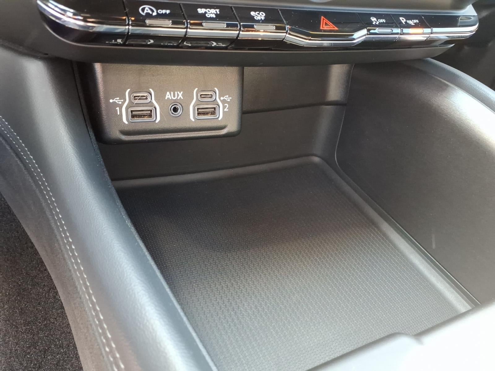 Used 2023 Dodge Durango SXT Launch Edition w/ SXT Blacktop Group AWD/4WD image 23