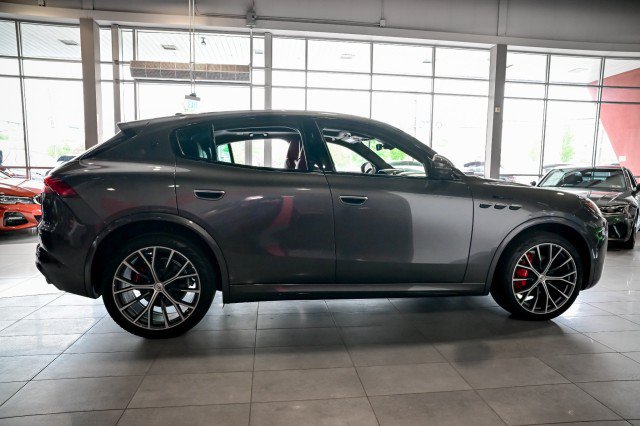 Used 2023 Maserati Grecale Modena AWD/4WD image 5