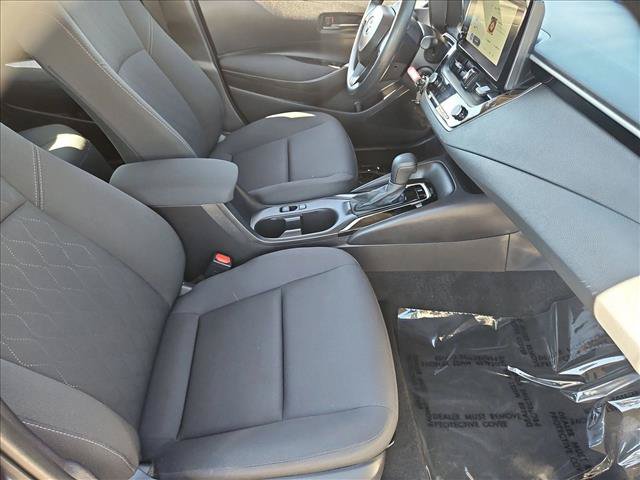 Used 2025 Toyota Corolla LE FWD image 26