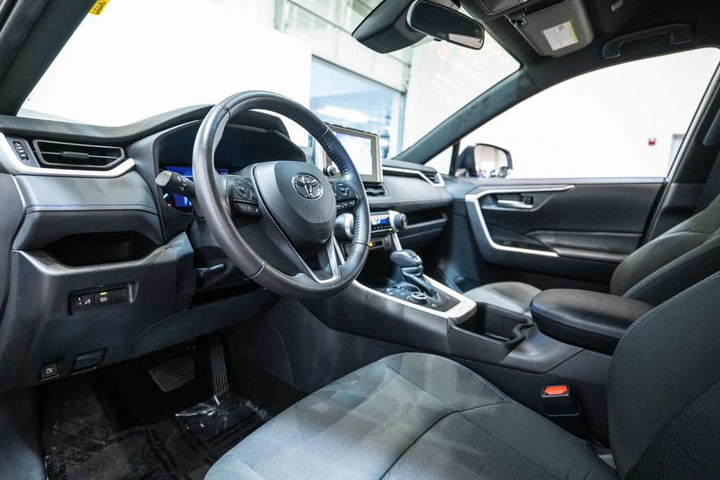 Certified 2024 Toyota RAV4 SE image 4