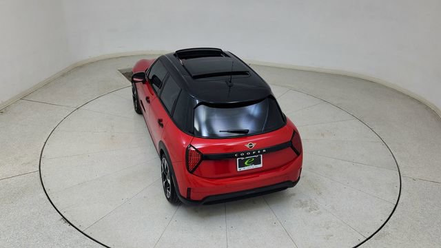 Used 2025 MINI Cooper 4-Door Hardtop image 78