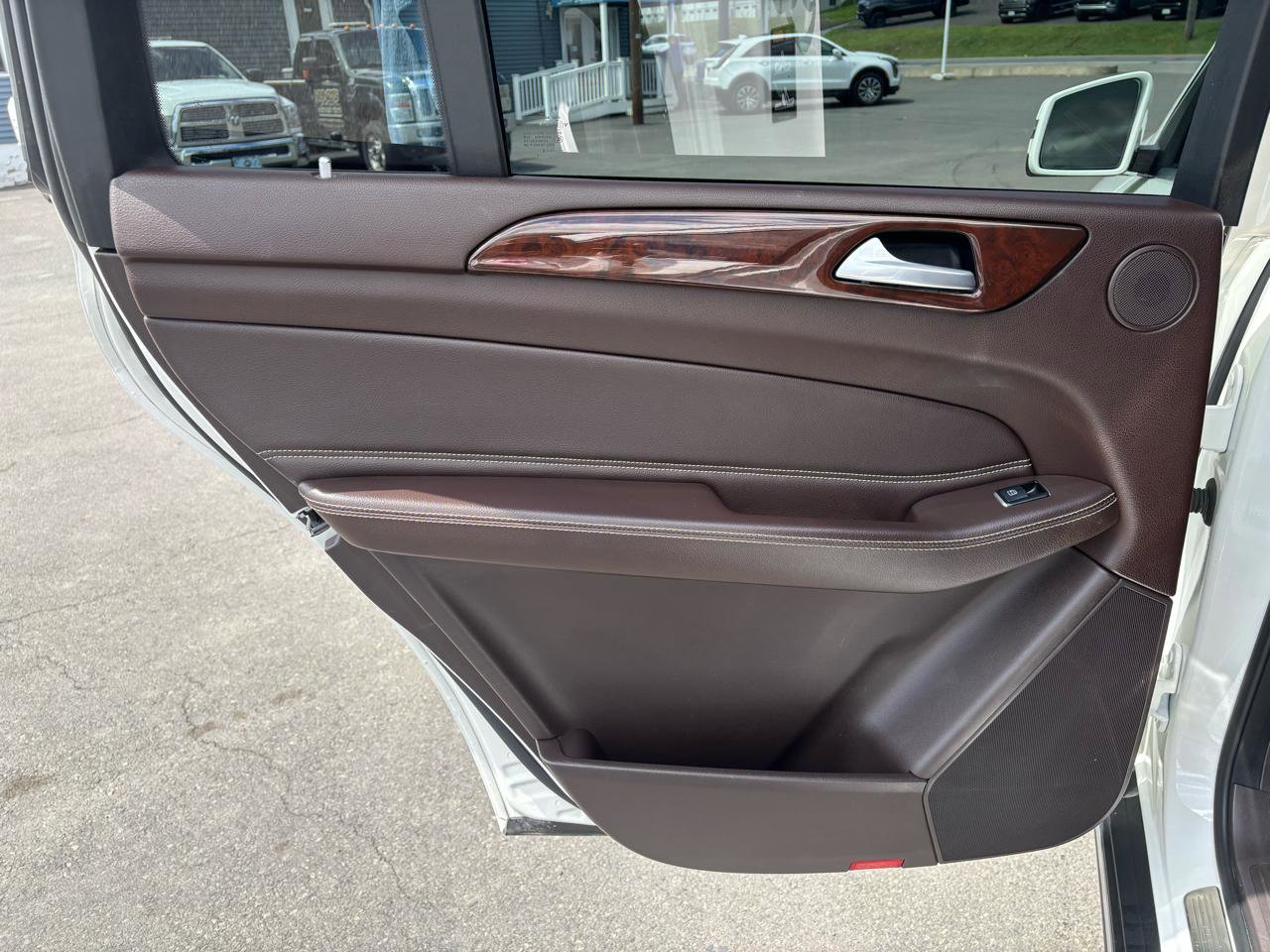 Used 2018 Mercedes-Benz GLS 450 4MATIC image 21