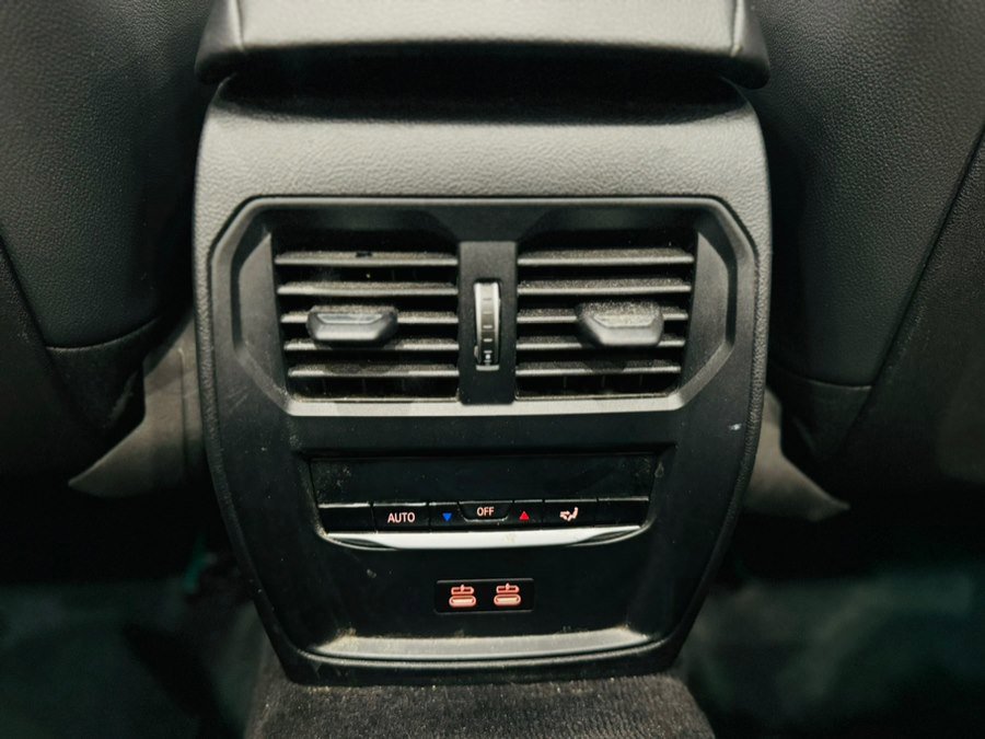 Used 2023 BMW 430i xDrive Convertible w/ M Sport Package image 30