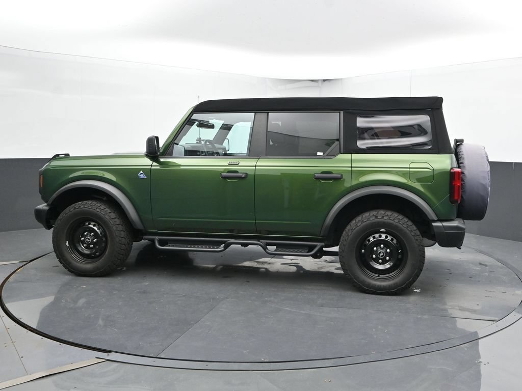 Used 2023 Ford Bronco Black Diamond AWD/4WD image 9