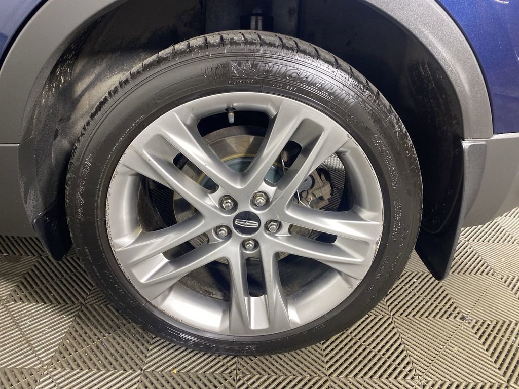 Used 2015 Lincoln MKC AWD w/ Equipment Group 102A Reserve image 34