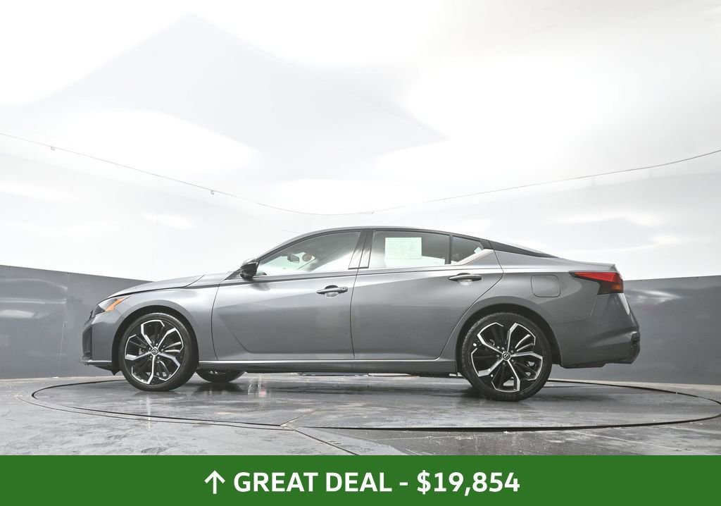 Used 2024 Nissan Altima 2.5 SR image 53