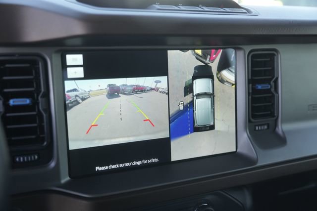 Used 2023 Ford Bronco Outer Banks image 23