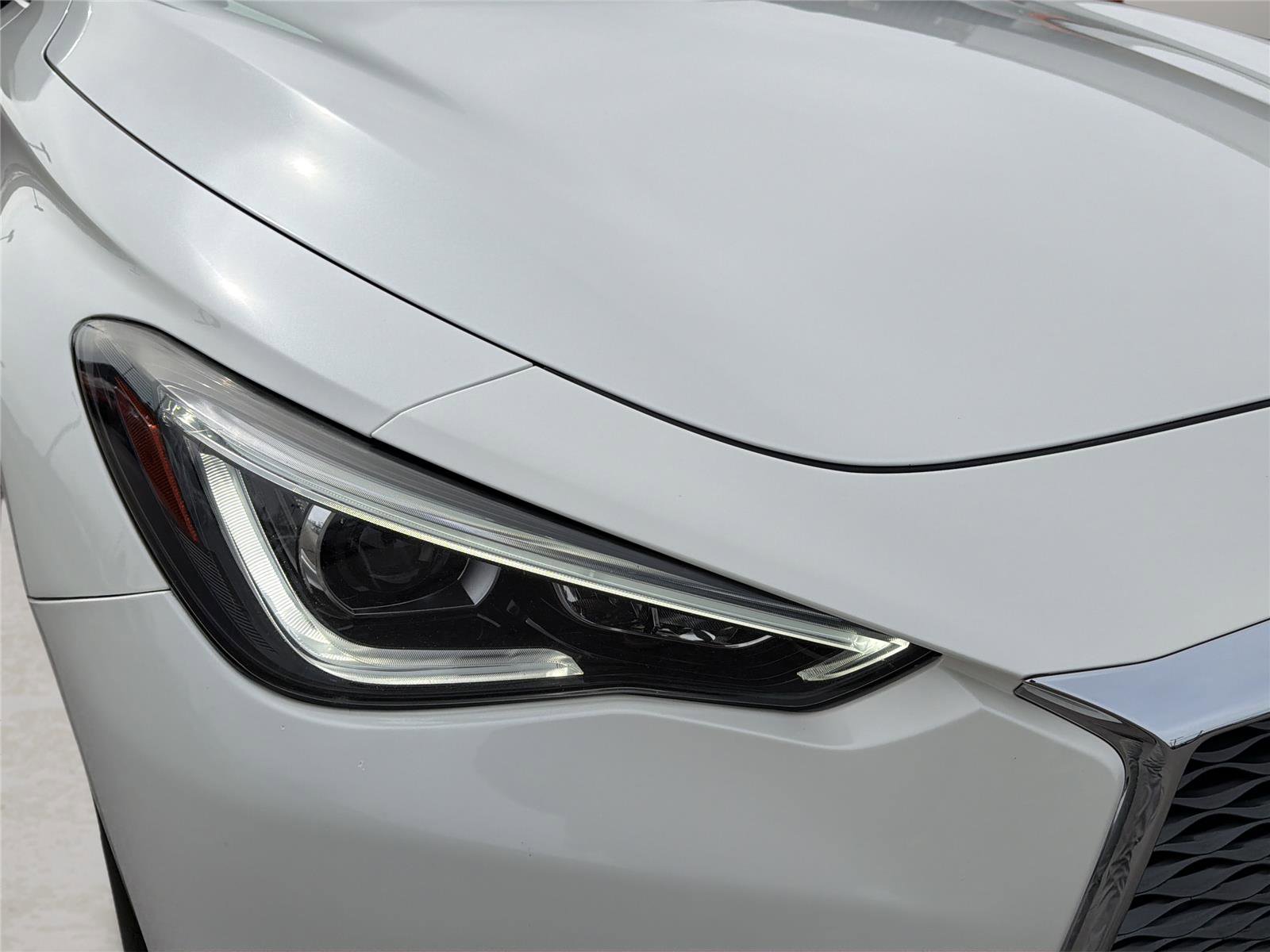 Used 2018 INFINITI Q60 3.0t Luxe w/ Sensory Package 3.0T Luxe image 10