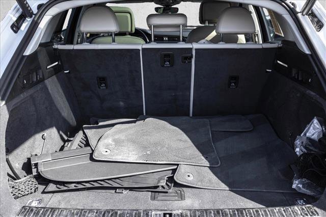 Used 2024 Audi Q8 e-tron Premium Plus w/ Premium Plus Package image 24