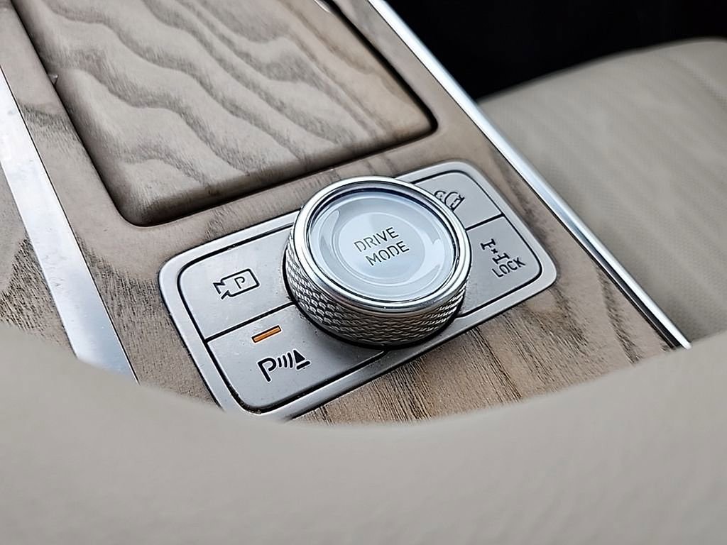 Used 2023 Genesis GV80 2.5T w/ Prestige Package image 20