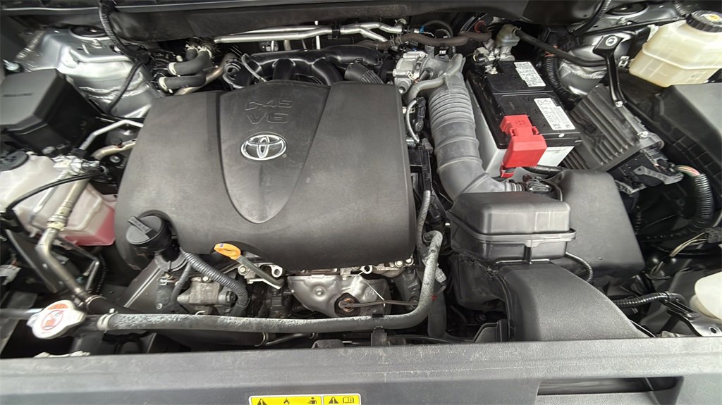 Used 2022 Toyota Highlander XSE image 25