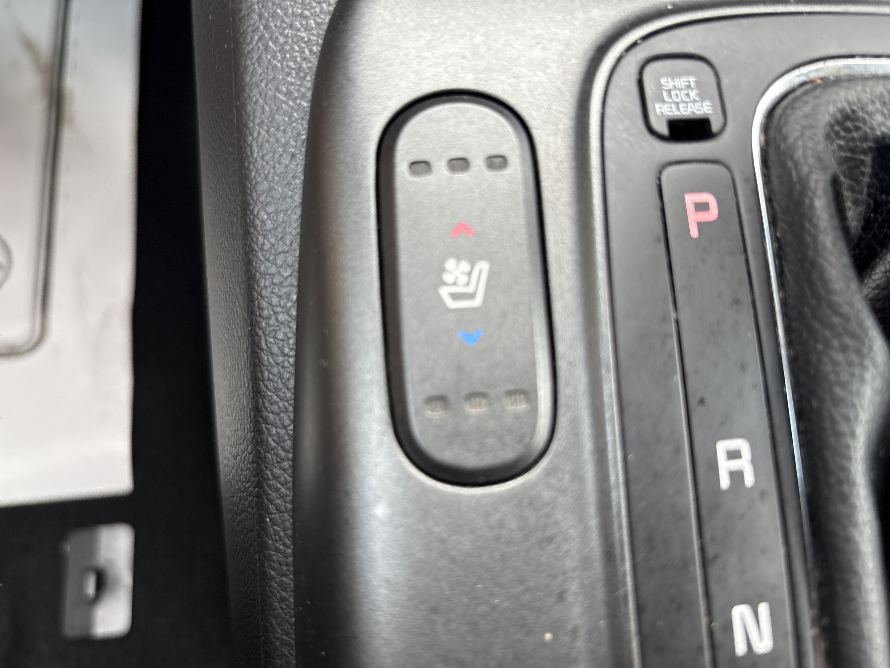 Used 2015 Kia Forte Koup EX w/ EX Premium Package FWD image 15