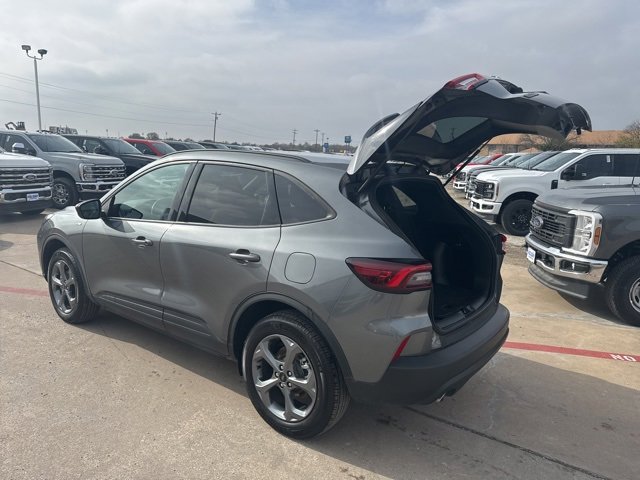 Used 2025 Ford Escape ST-Line image 4