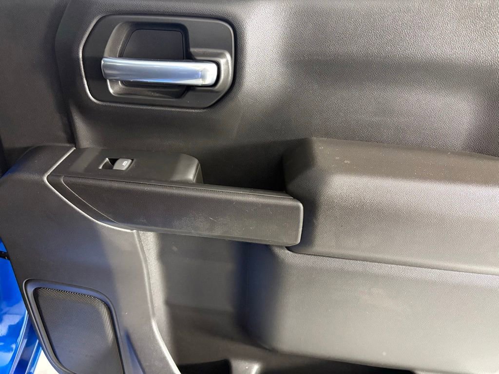 Used 2022 Chevrolet Silverado 1500 Custom RWD image 18