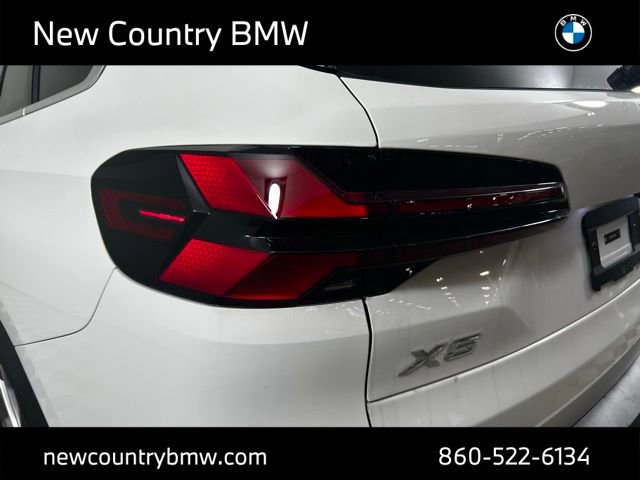New 2026 BMW X5 xDrive50e w/ Climate Comfort Package image 32