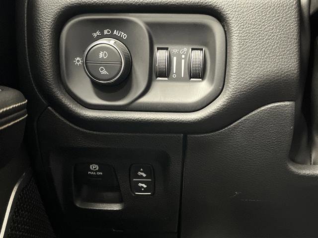 Used 2023 RAM 1500 Laramie image 26
