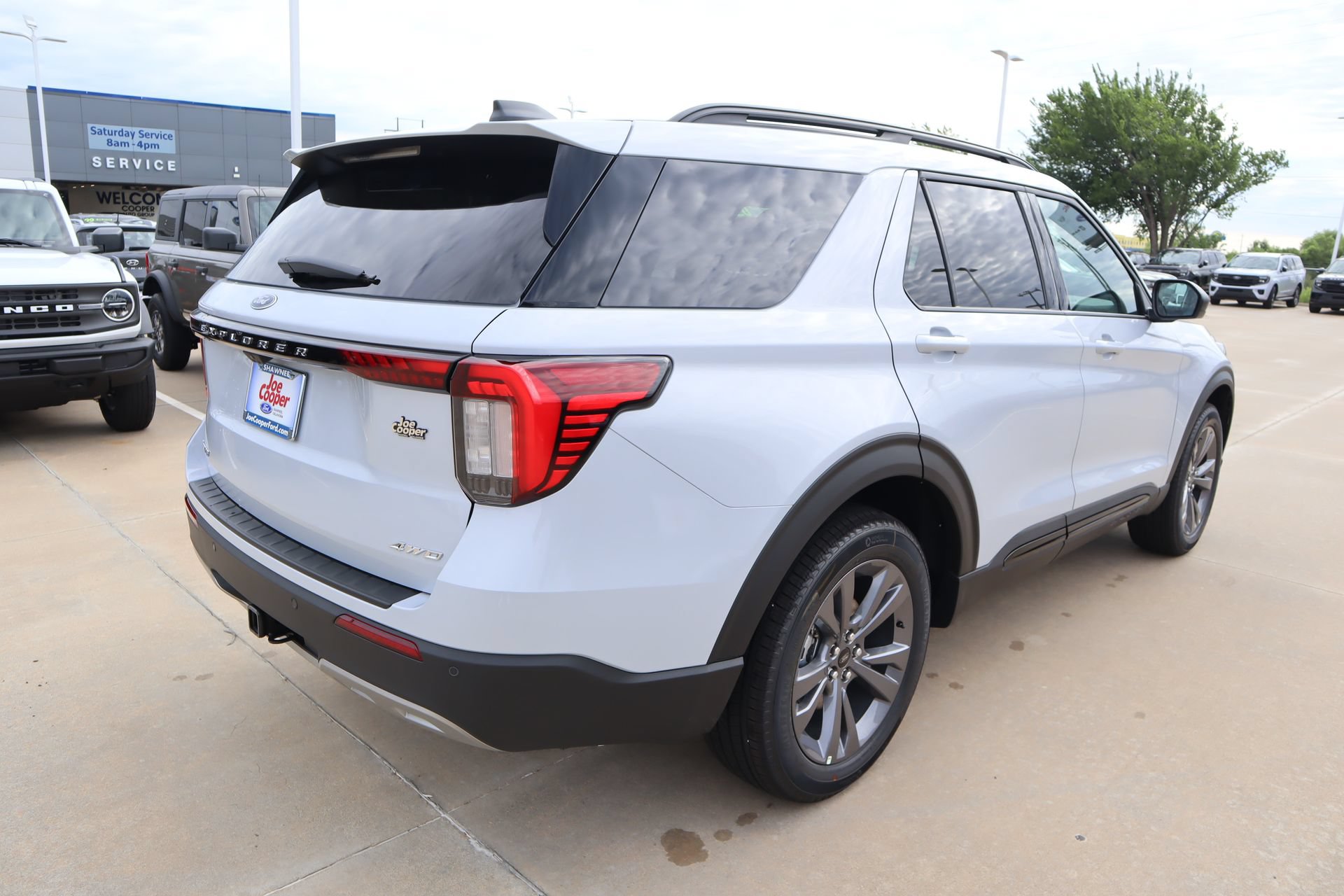 New 2026 Ford Explorer Active w/ Active Comfort Package AWD/4WD image 24