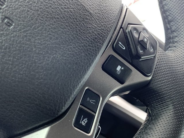 Certified 2022 Toyota Tacoma SR5 AWD/4WD image 23