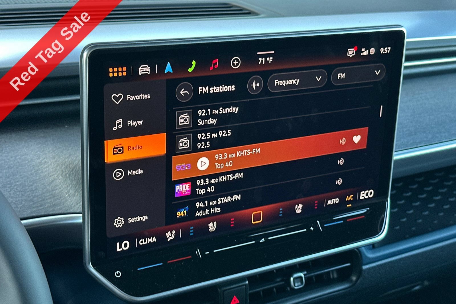 New 2025 Volkswagen ID. Buzz Pro S RWD image 17