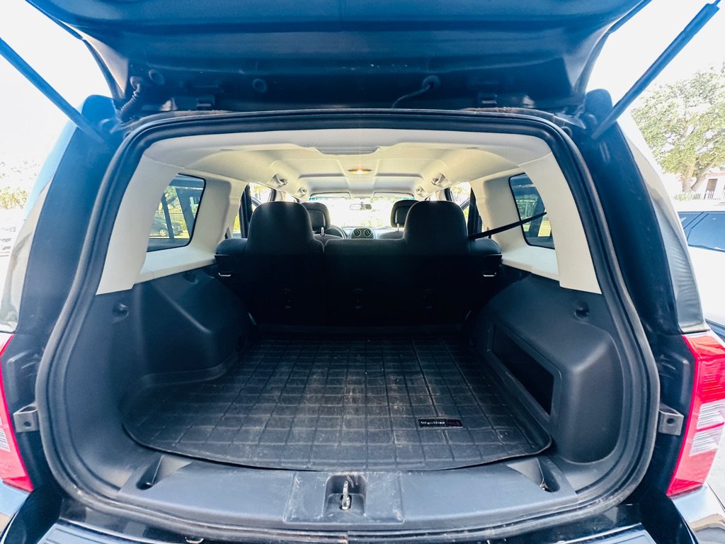 Used 2014 Jeep Patriot Sport w/ Power Value Group FWD image 20