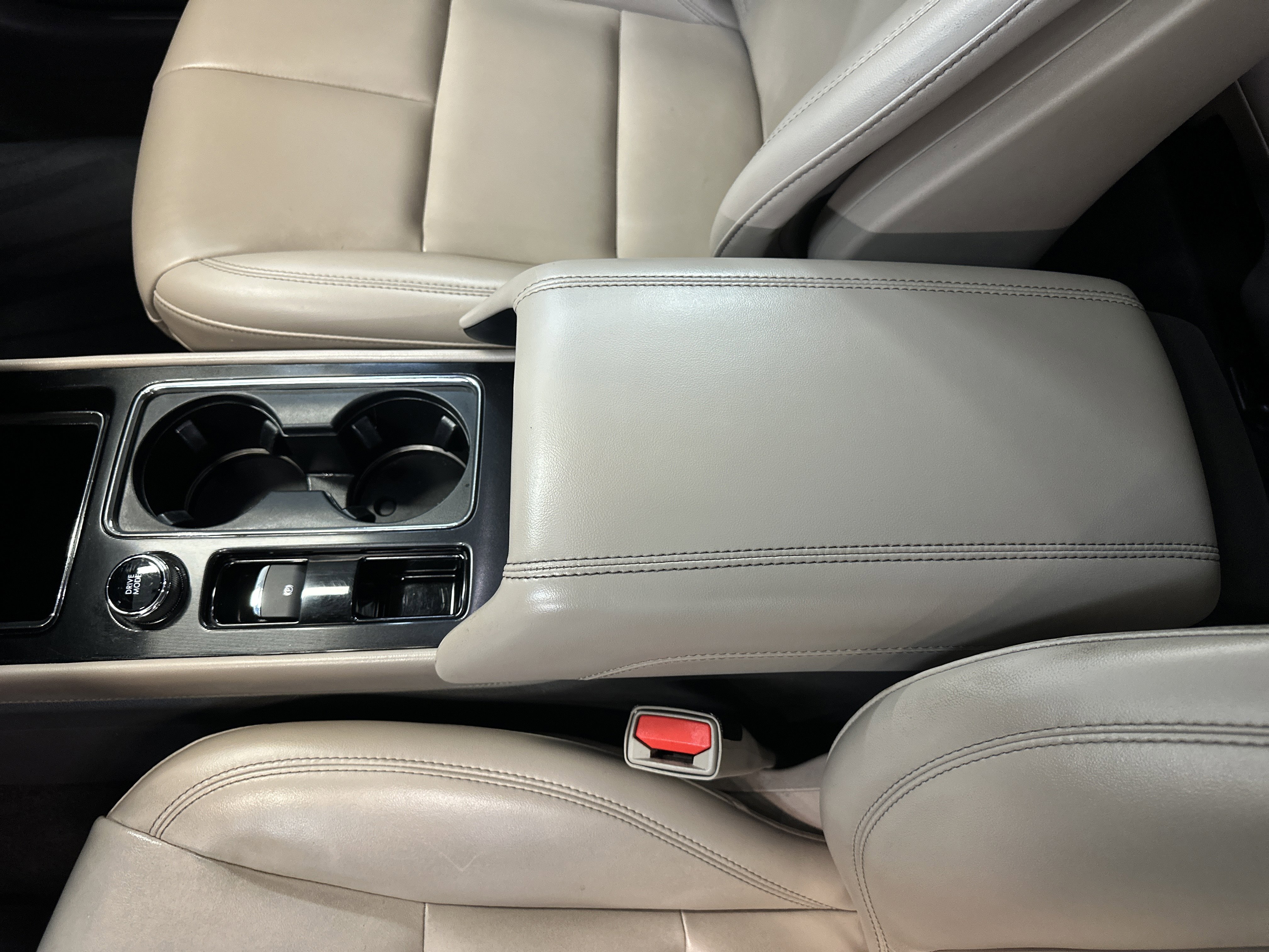 Used 2021 Lincoln Corsair AWD image 25