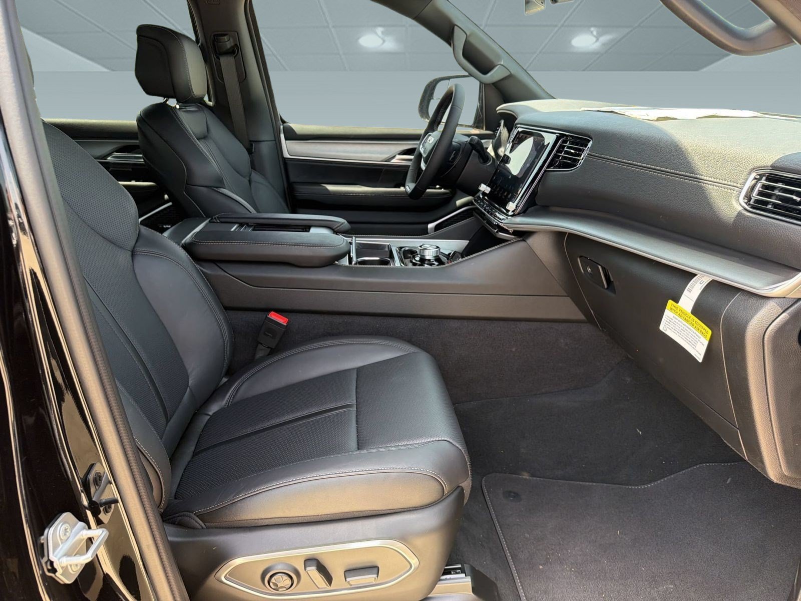 New 2026 Jeep Grand Wagoneer Limited AWD/4WD image 24