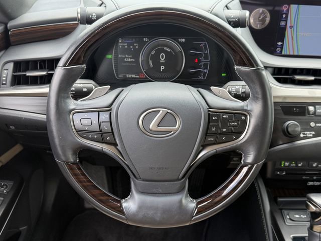 Used 2019 Lexus ES 300h w/ Accessory Package 2 FWD image 13