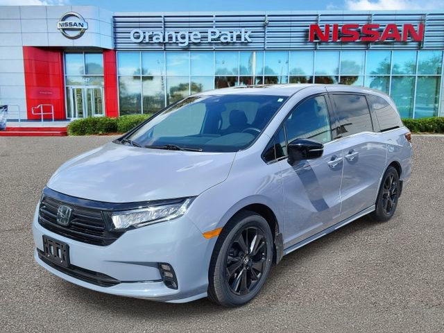 Used 2023 Honda Odyssey Sport image 4