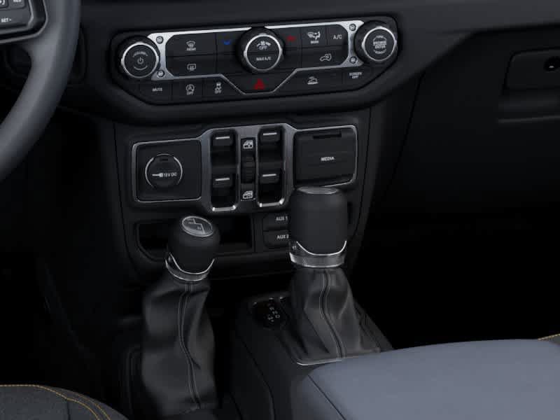 New 2025 Jeep Gladiator Sport AWD/4WD image 24