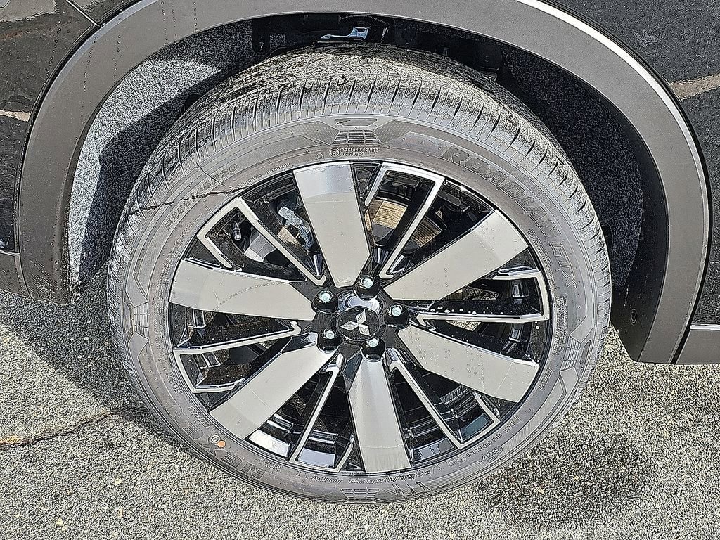 New 2026 Mitsubishi Outlander SE image 5