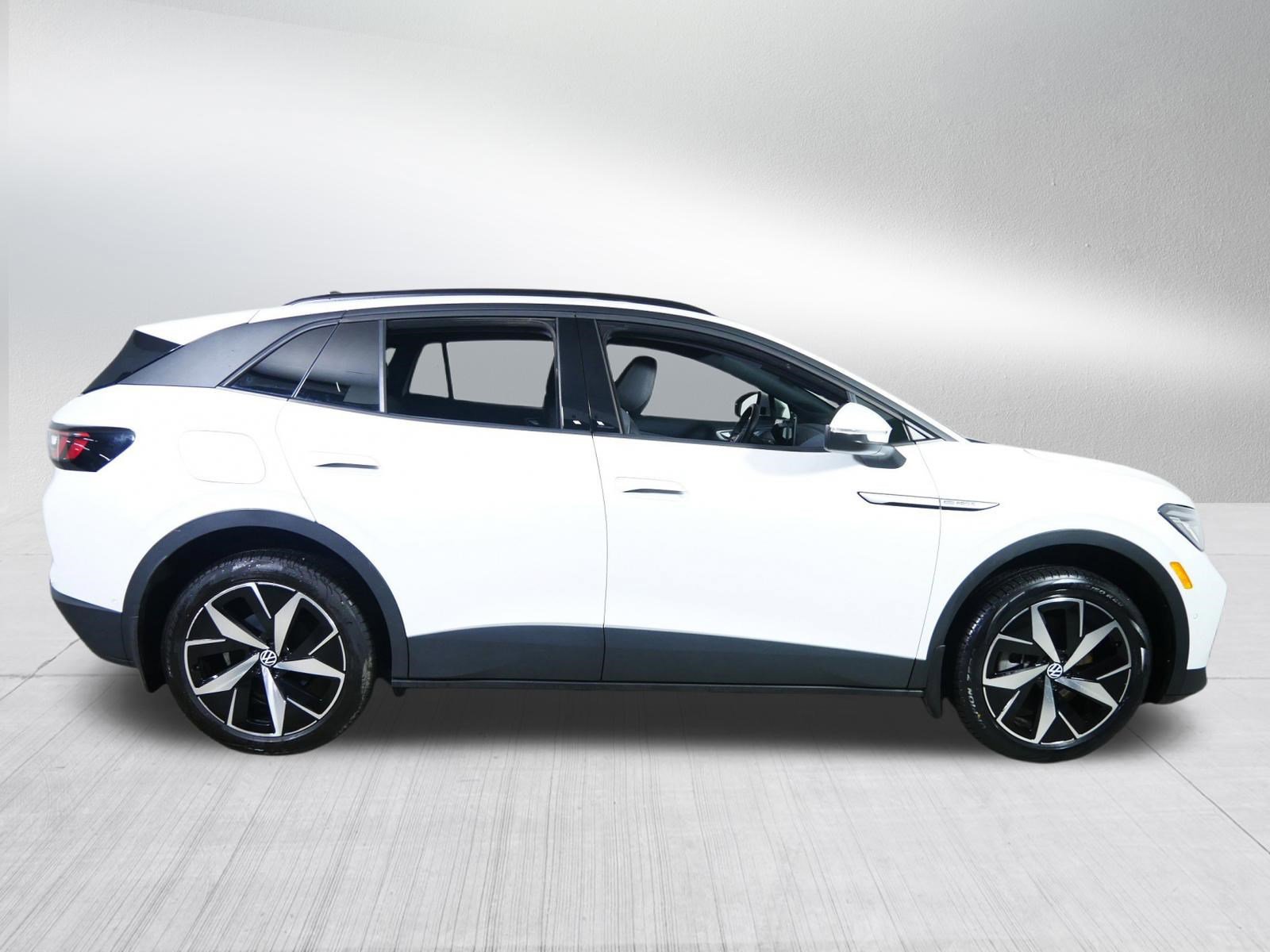 Used 2023 Volkswagen ID.4 Pro S image 8