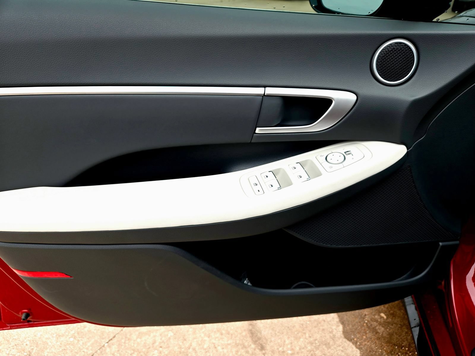 New 2026 Hyundai Sonata SEL FWD image 18