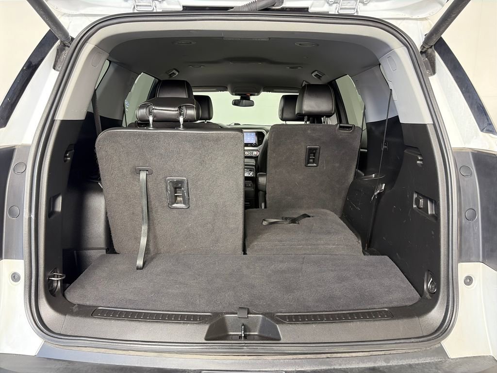 Used 2021 GMC Acadia SLT w/ Technology Package AWD/4WD image 26